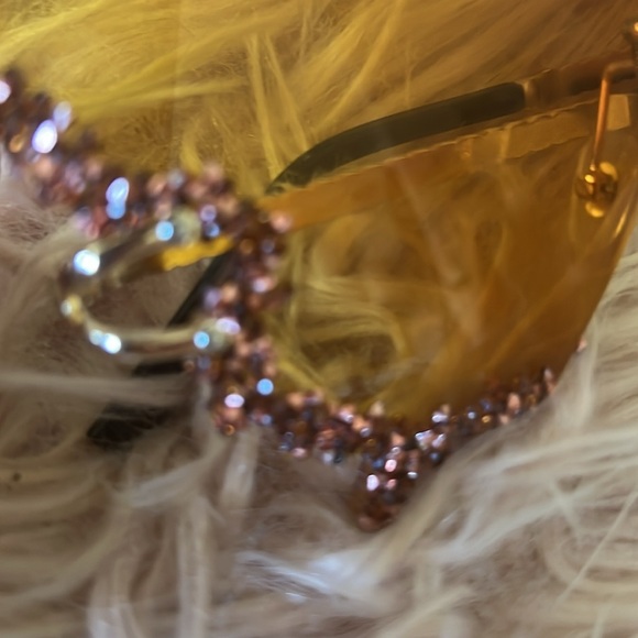 Rose gold butterfly rhinestone glitter encrusted sunglasses - Picture 6 of 7